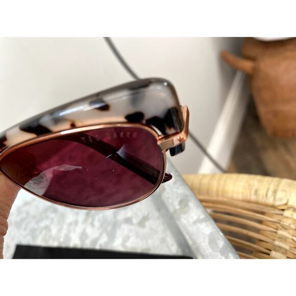 Ted Baker Semi Metal/Plastic Cat Eye Women's Sunglasses Ivory Tortise TBW051 - Picture 3 of 15